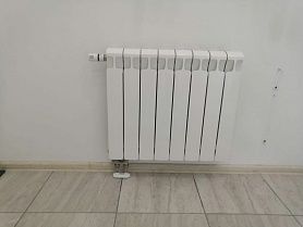 Установленные радиатора отопления