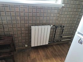 Установленные радиатора отопления